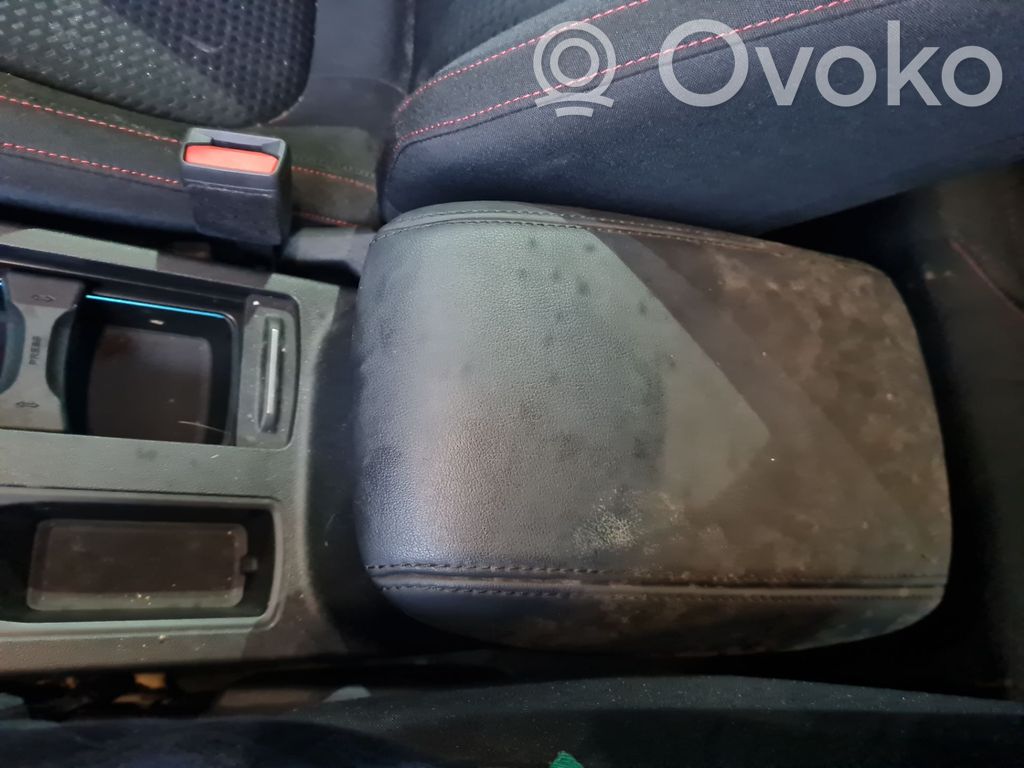 Ford Focus Armrest 