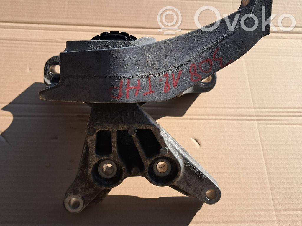 Engine mount bracket   9800895680