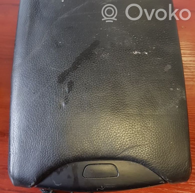 Armrest   810728