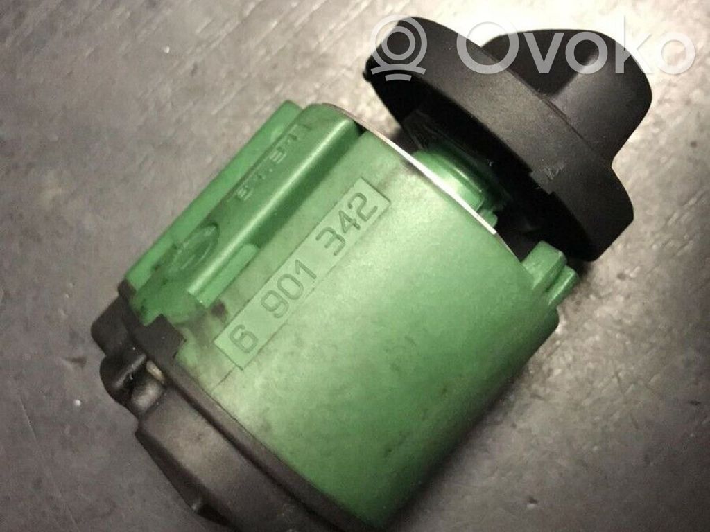 BMW 7 E38 Fog light switch 