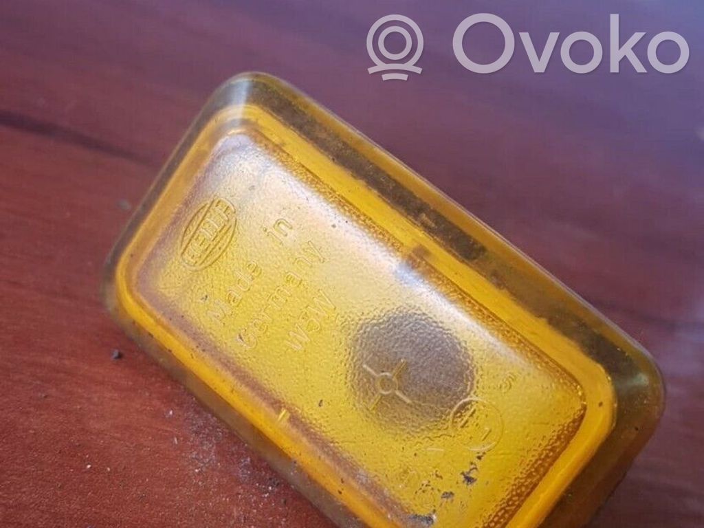Audi A6 S6 C4 4A Seitenblinker 