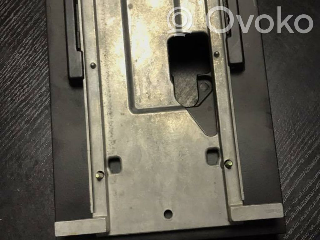 BMW 5 E39 Armrest 