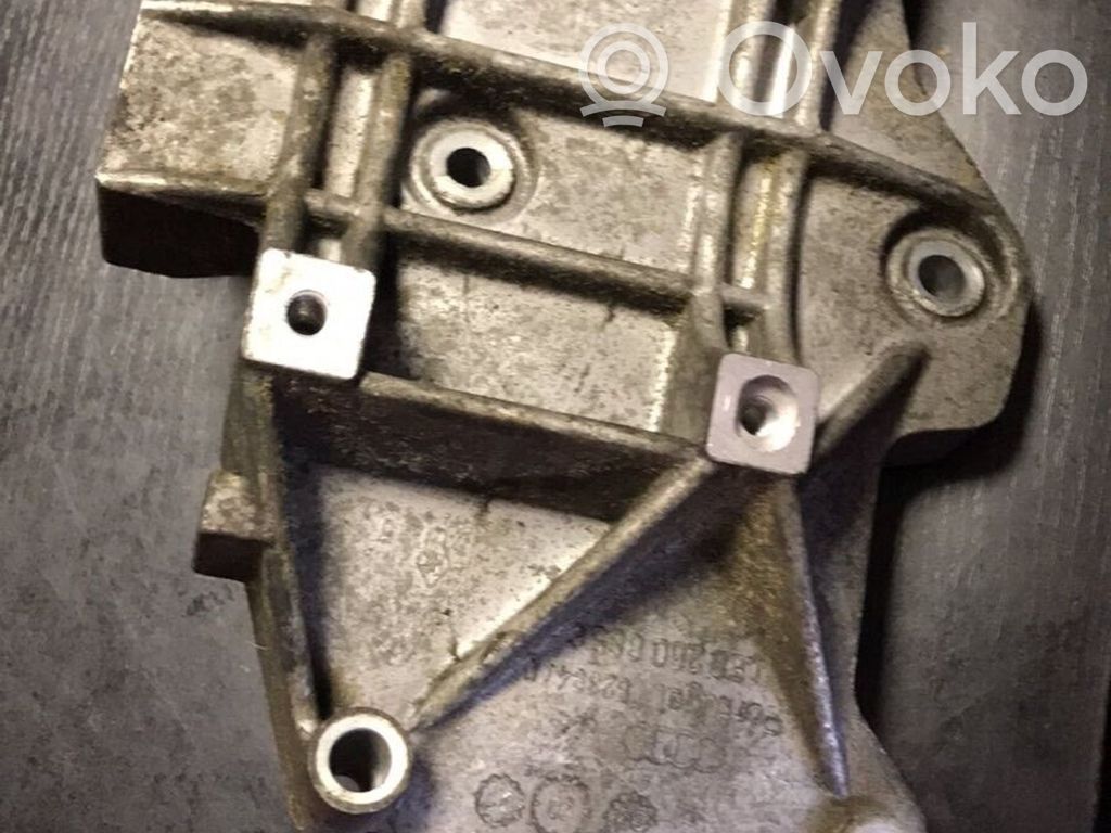 Audi A4 S4 B5 8D A/C compressor mount bracket 