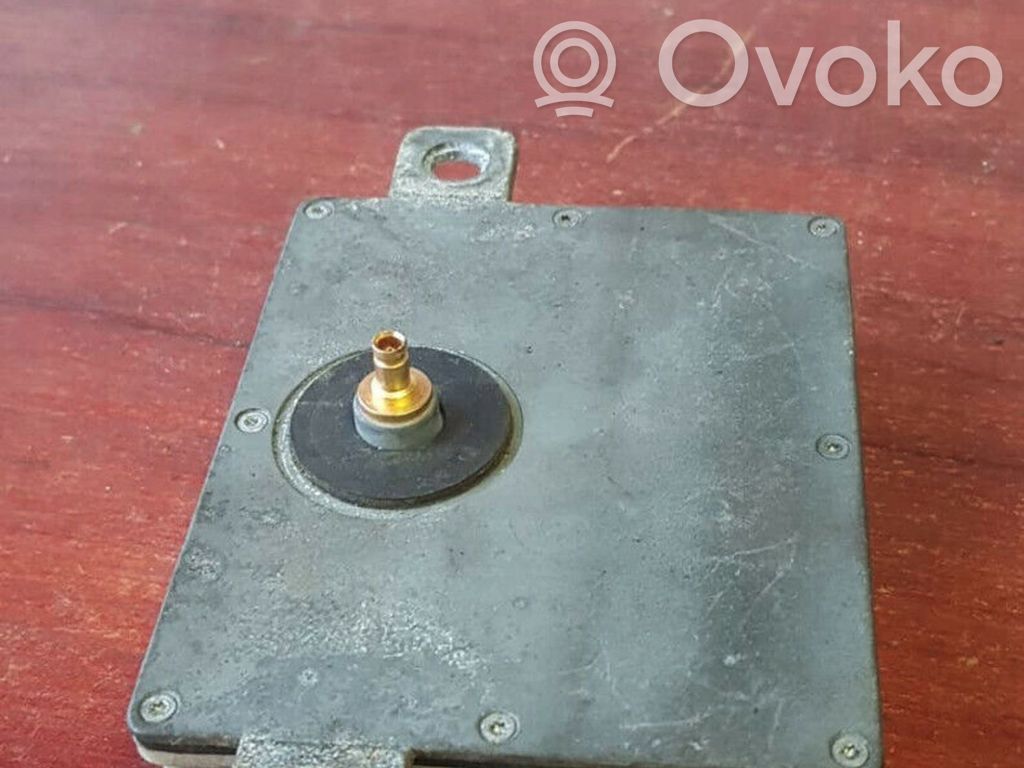BMW X5 E53 Antenas pastiprinātājs 