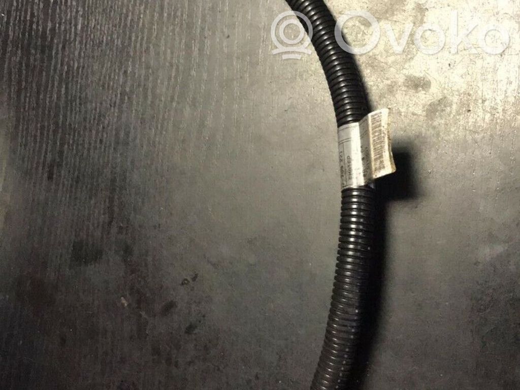 BMW 7 E65 E66 Cable positivo (batería) 