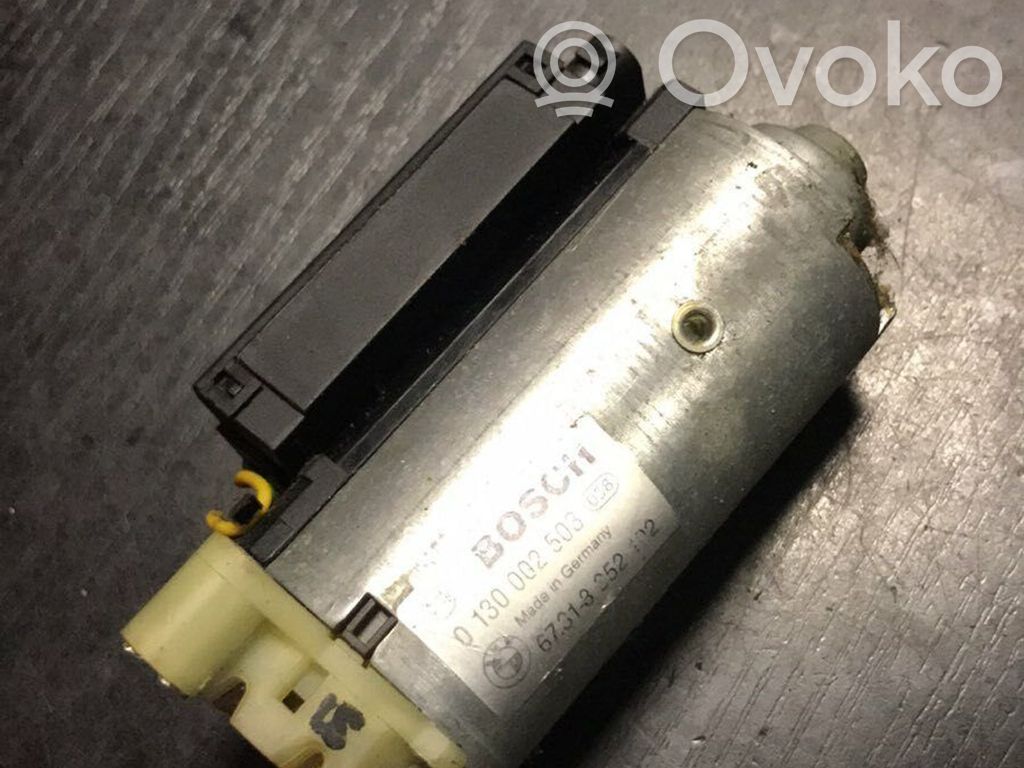 Istuimen säätömoottori   8352192