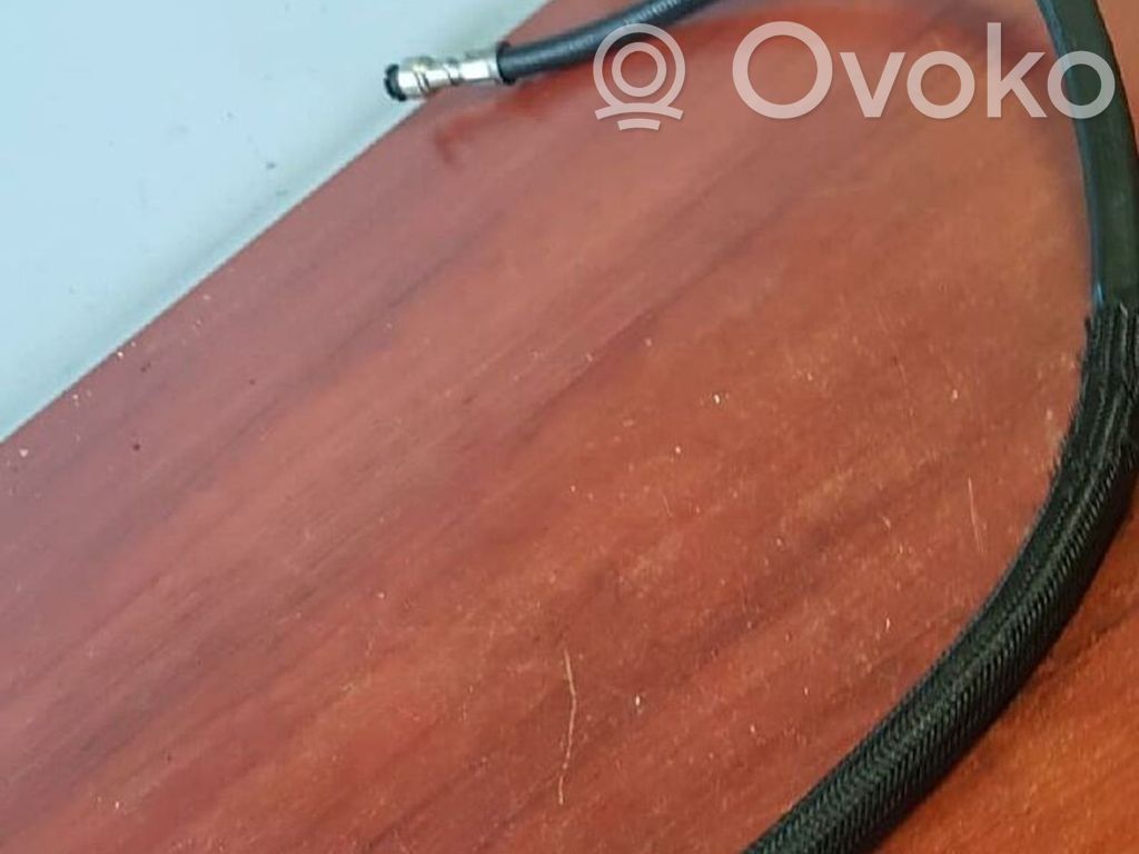 BMW 5 E60 E61 Caurule (-es) / šļūtene (-es) 