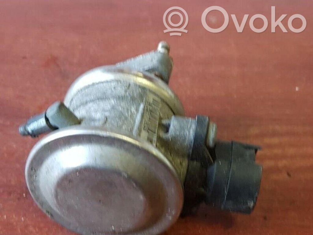 BMW 7 E38 EGR valve 