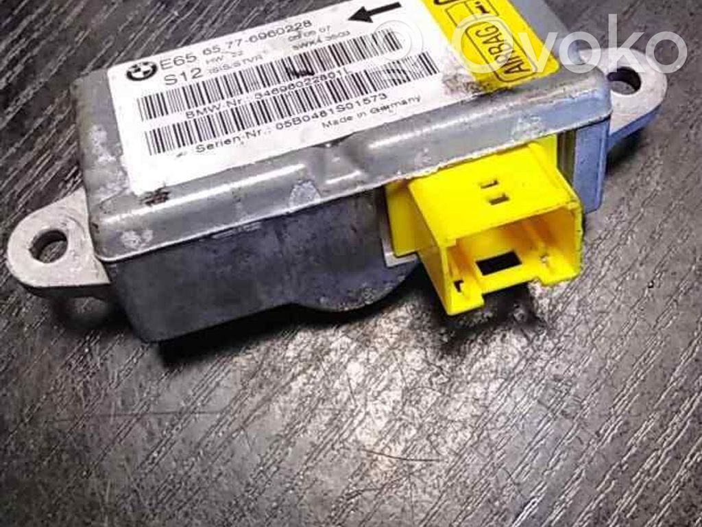 BMW 7 E65 E66 Airbag deployment crash/impact sensor 