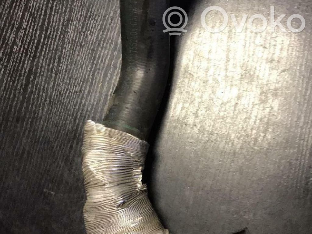 BMW 1 E81 E87 Engine coolant pipe/hose 