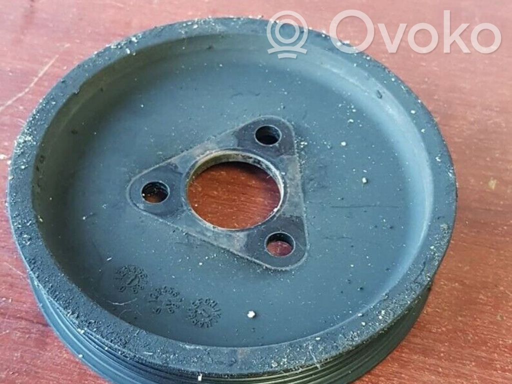 BMW 7 E38 Power steering pump pulley 