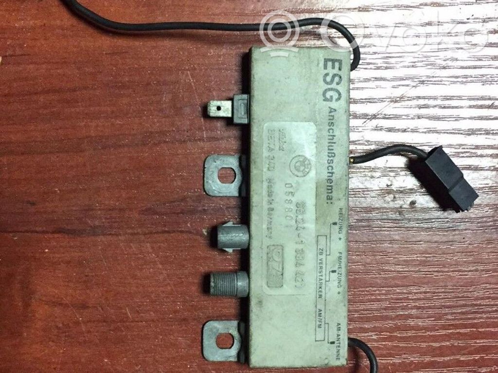 BMW 5 E34 Antenos stiprintuvas 