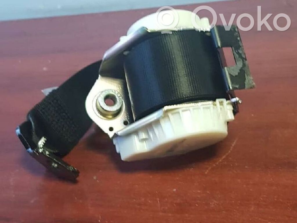 BMW 5 E60 E61 Saugos diržas vidurinis (gale) 