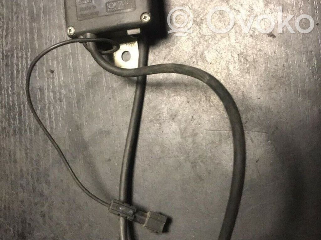 BMW 5 E34 Antenos stiprintuvas 