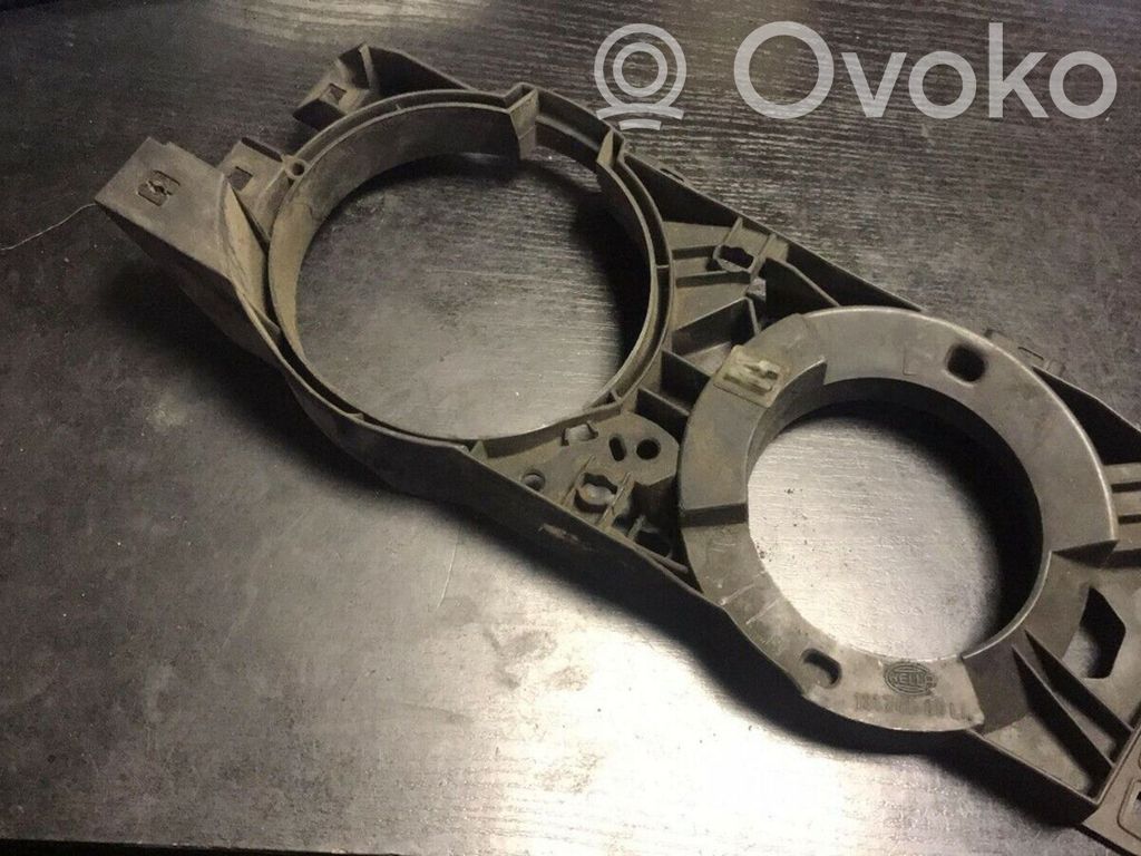BMW 5 E34 Headlight/headlamp mounting bracket 