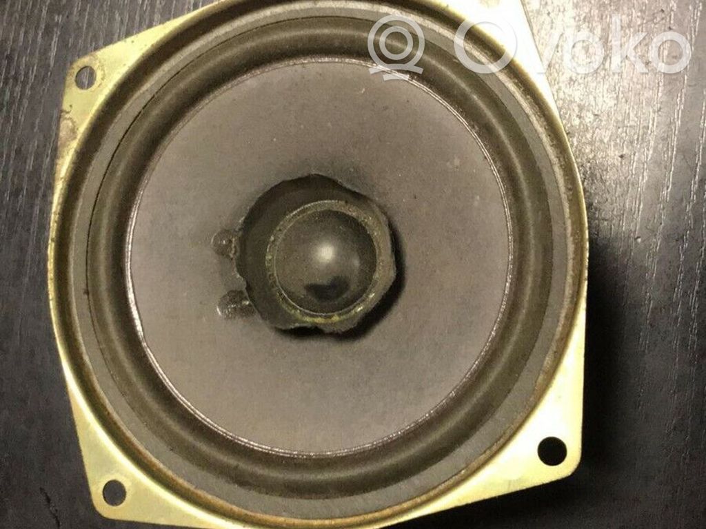 BMW 5 E34 Front door speaker 