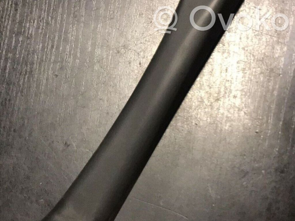 BMW 5 E39 Wiper trim 