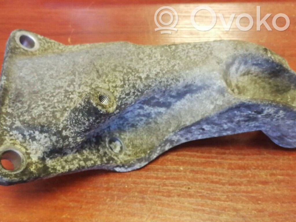 BMW 3 E46 Engine mounting bracket 