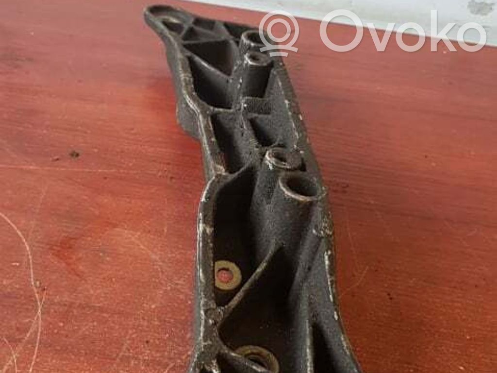 BMW 5 E39 Gearbox mounting bracket 