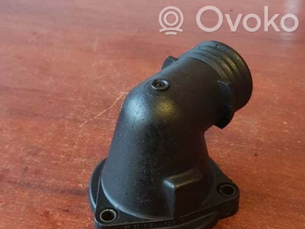 BMW 5 E39 Thermostat/thermostat housing 