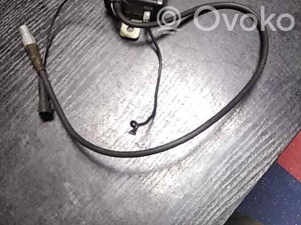 BMW 5 E34 Antenos stiprintuvas 
