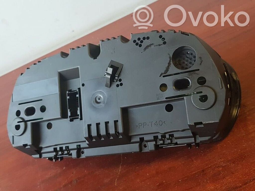 BMW 1 E81 E87 Speedometer (instrument cluster) 