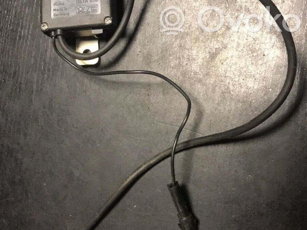 BMW 5 E34 Antenos stiprintuvas 