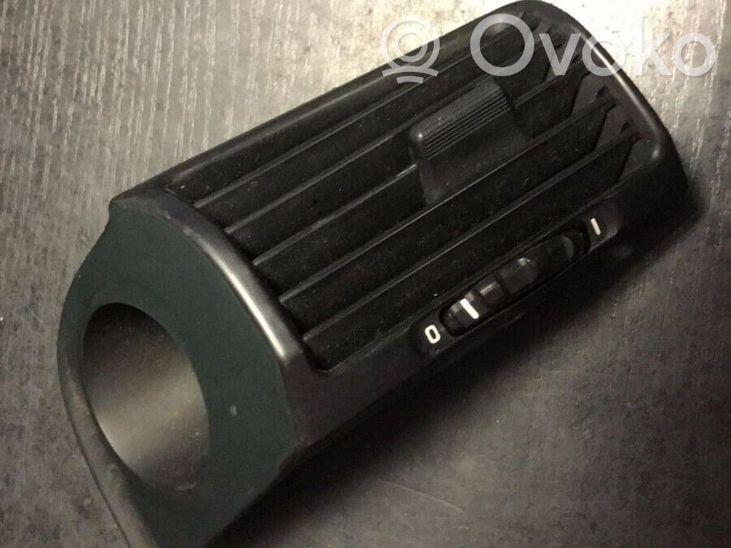 BMW 5 E34 Grilă ventilație/ramă laterală bord 