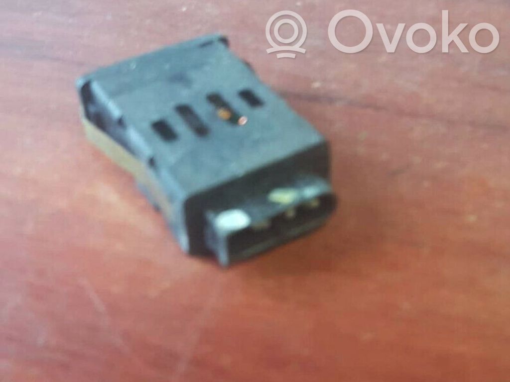 BMW 5 E34 Panelės apšvietimo reguliavimo jungtukas 