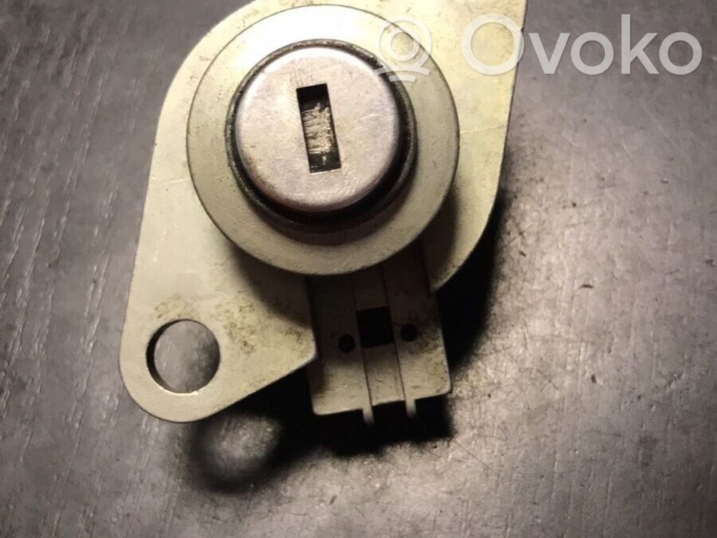 Tailgate/trunk/boot lock/catch/latch   8120362