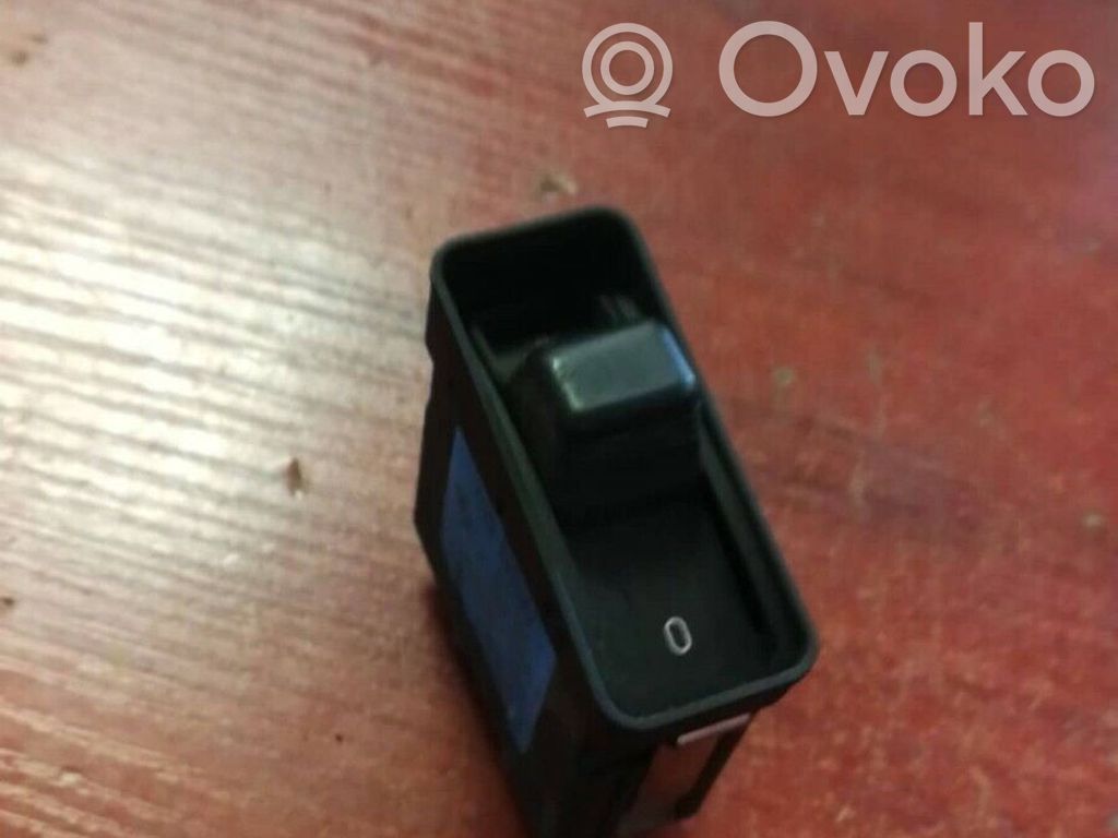 BMW 5 E34 Fog light switch 