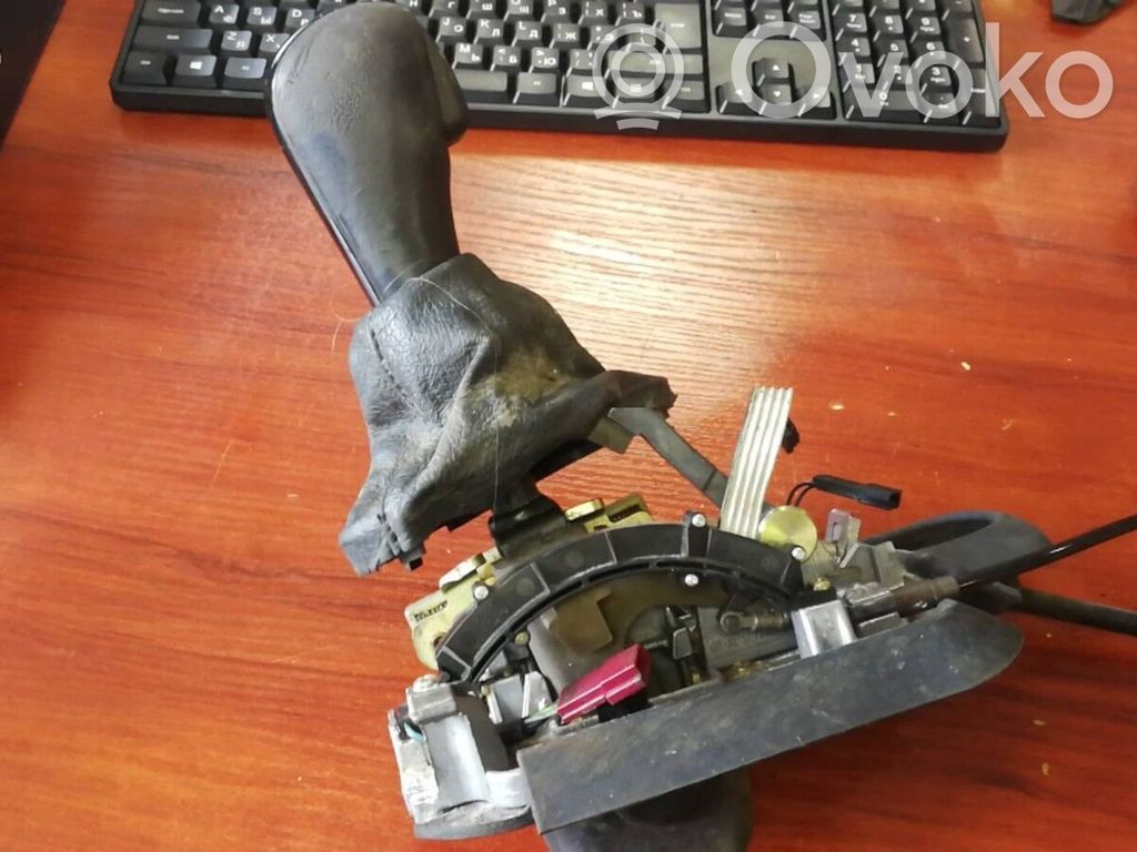 BMW 5 E39 Gear shifter/selector 