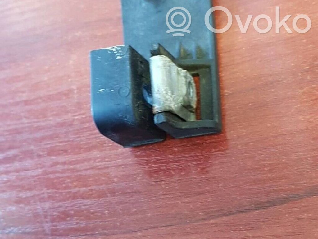 BMW 1 E81 E87 Headlight/headlamp mounting bracket 
