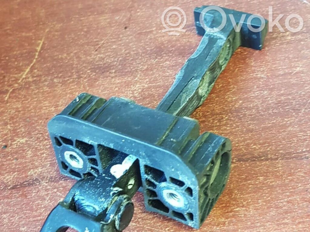 BMW 1 E81 E87 Front door check strap stopper 