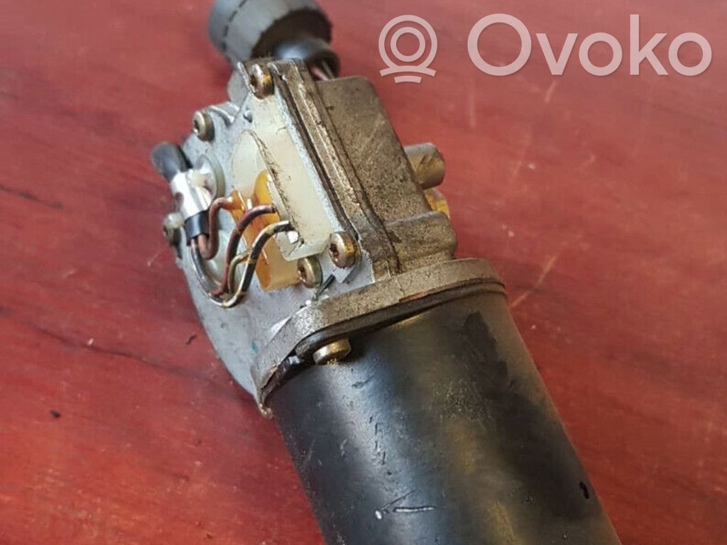 Motor del limpiaparabrisas   8357867
