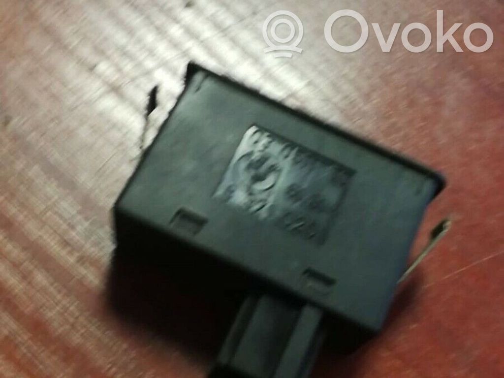 BMW 3 E36 Windscreen/window heater switch 