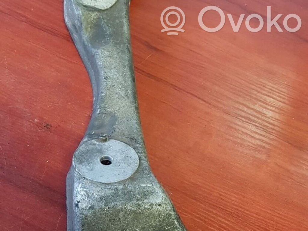 BMW 1 E81 E87 Gearbox mounting bracket 