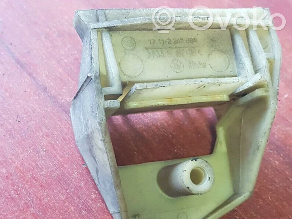 BMW 5 E39 Radiator mount bracket 