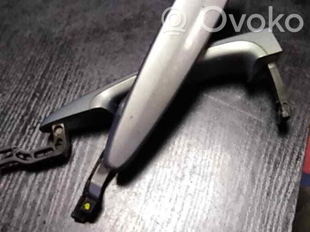 Manecilla externa puerta trasera   E9XR14
