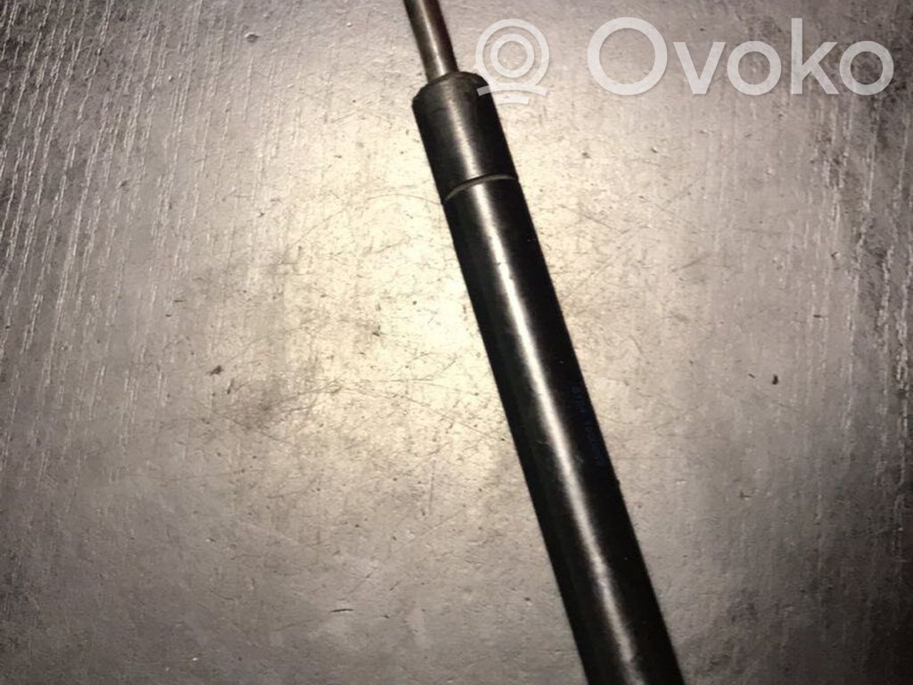BMW 3 E36 Tailgate/trunk strut/damper 