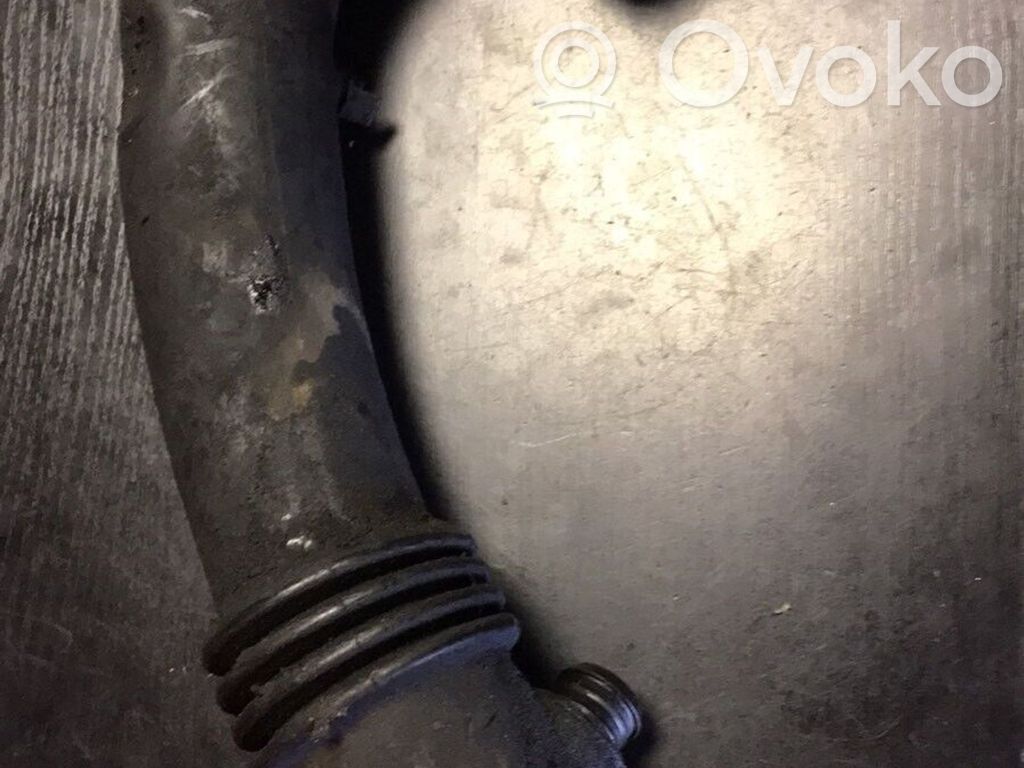 BMW 5 E60 E61 Gaisa caurule uz turbīnu 