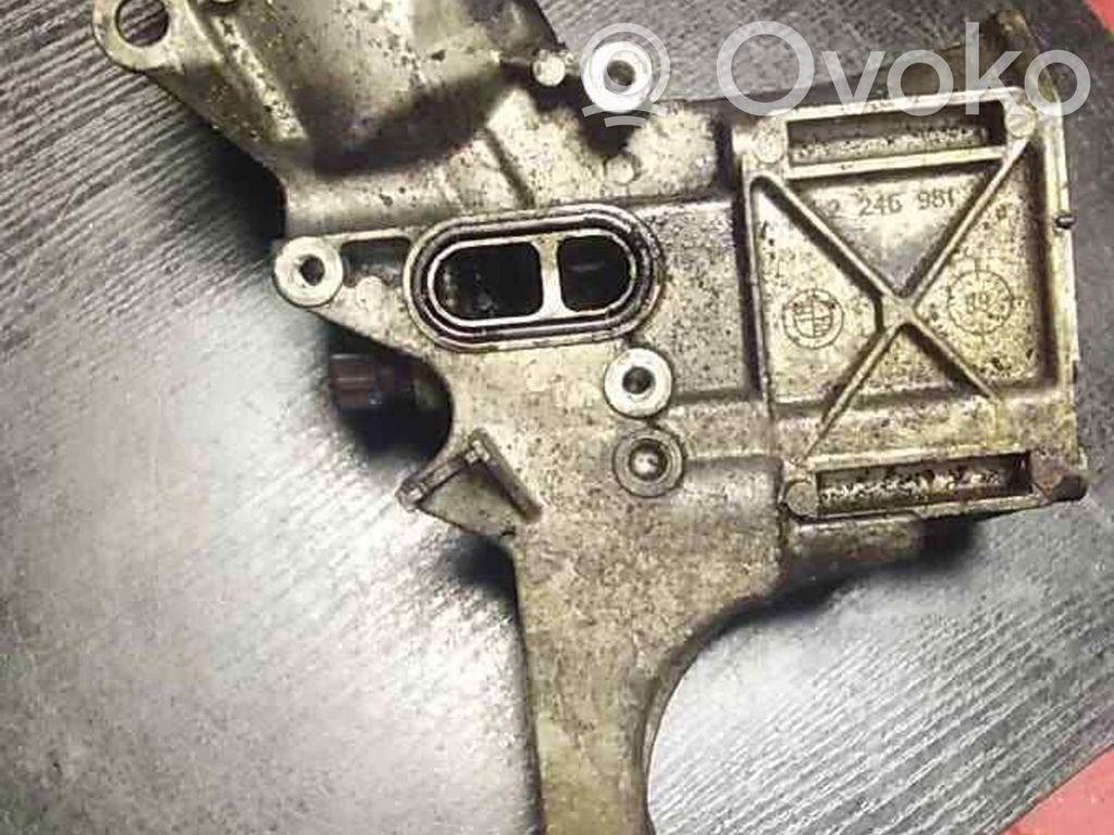 BMW 3 E46 Oil filter mounting bracket 