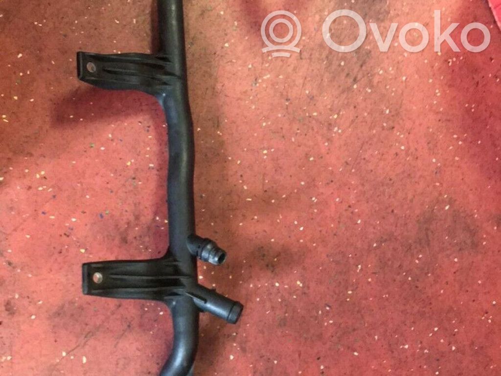 BMW 1 E81 E87 Engine coolant pipe/hose 