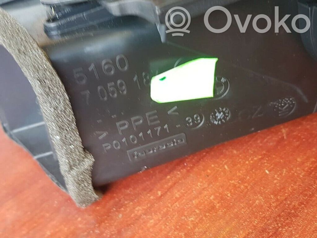BMW 1 E82 E88 Šoninės oro grotelės 