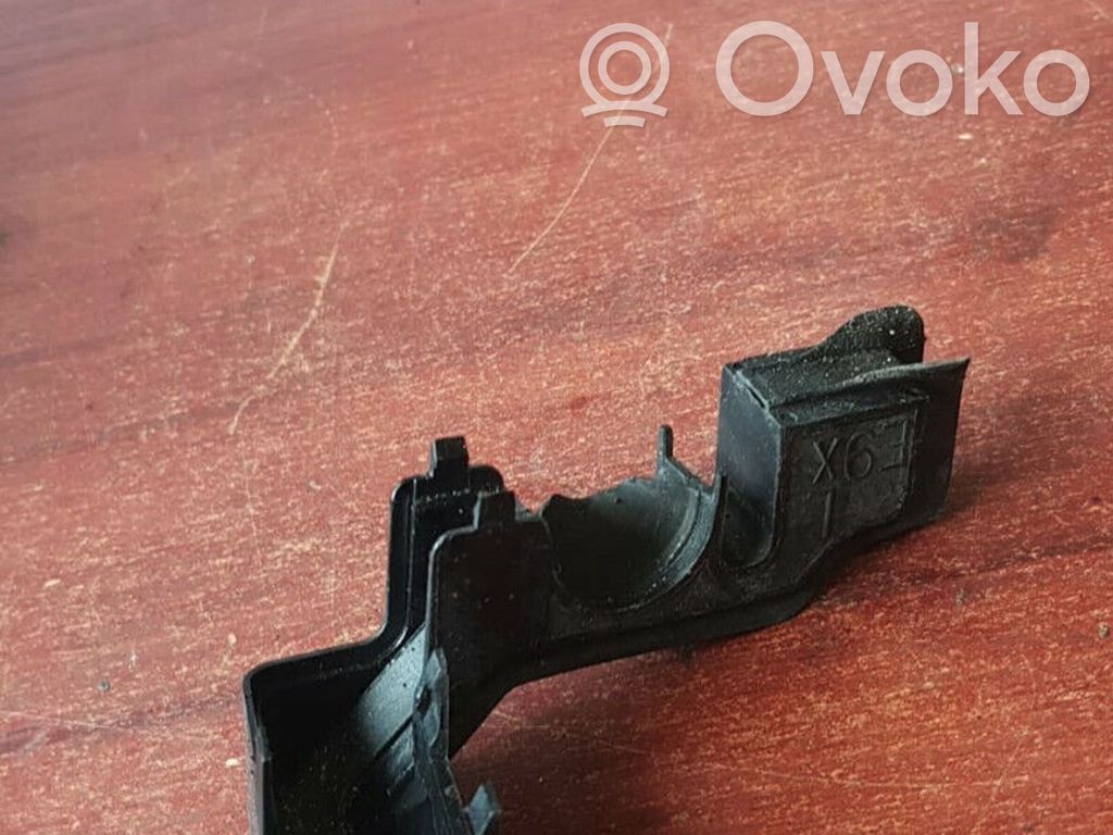 BMW 3 E90 E91 Engine compartment rubber 