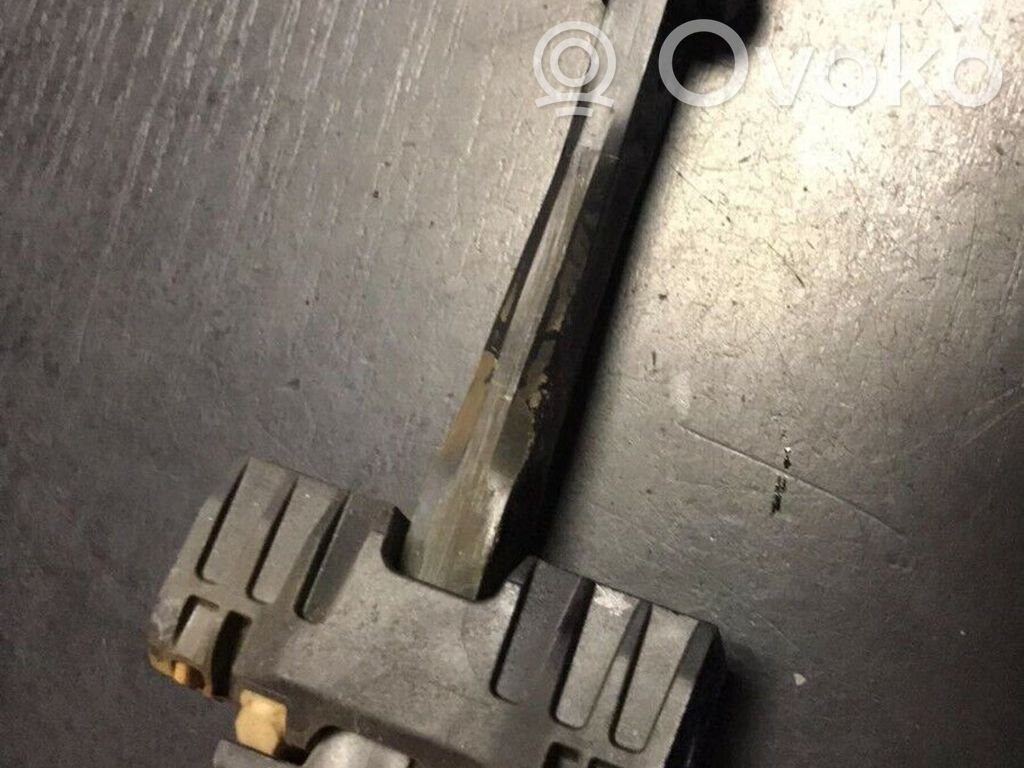 BMW 3 E90 E91 Rear door check strap stopper 
