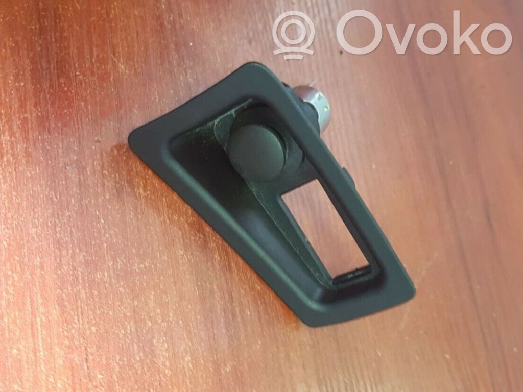 BMW 1 E81 E87 Cigarette lighter front 