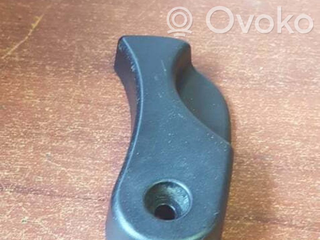 Engine bonnet (hood) release handle   7067086