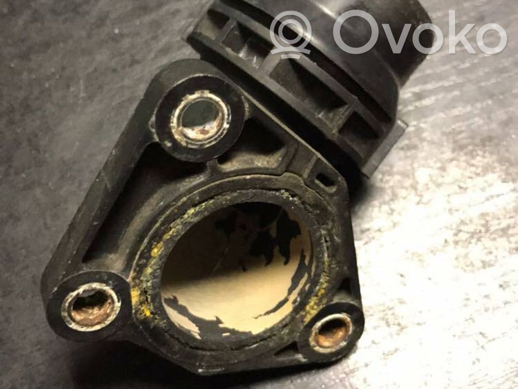 BMW 3 E46 Engine coolant pipe/hose 
