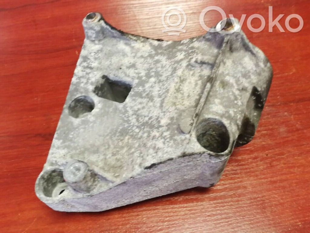 A/C compressor mount bracket   7512556
